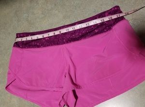 🍋 lululemon shorts with liner